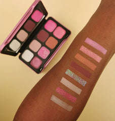 Makeup Revolution Forever Flawless Dynamic Ambient Eyeshadow Palette