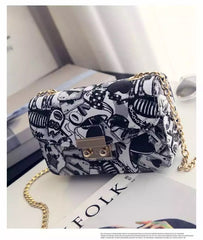 Graffiti Fashion Gold Chain Shoulder handbag