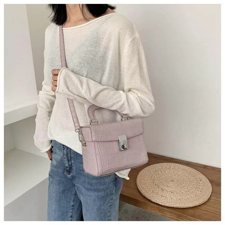 CLAIRE light purple Square Buckle bag (NEW)